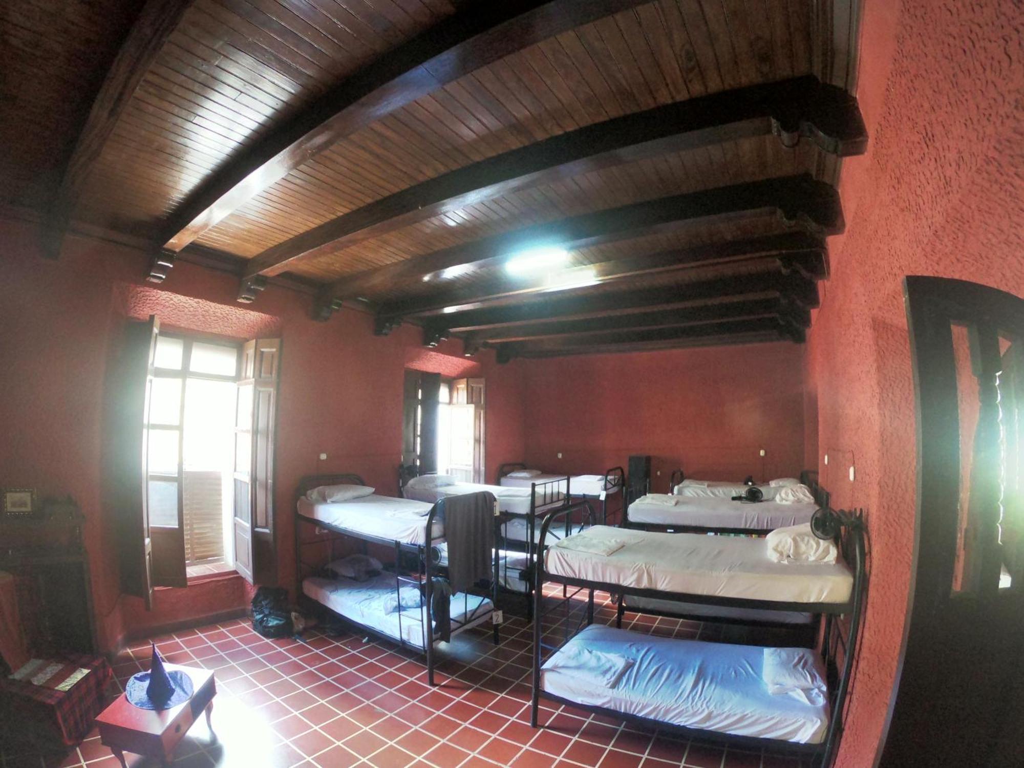 Ricks Hostel Santa Ana Exterior photo