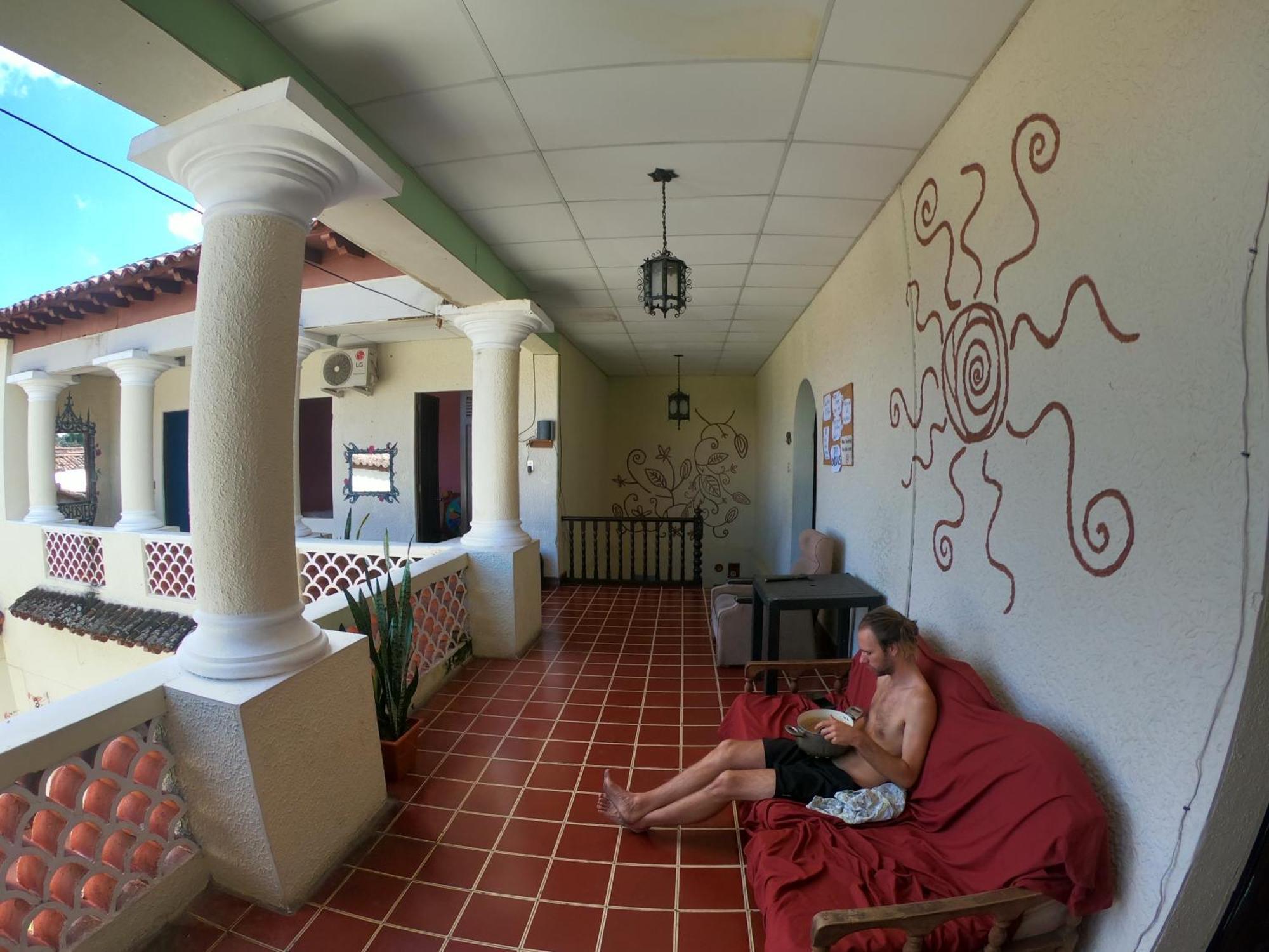 Ricks Hostel Santa Ana Exterior photo
